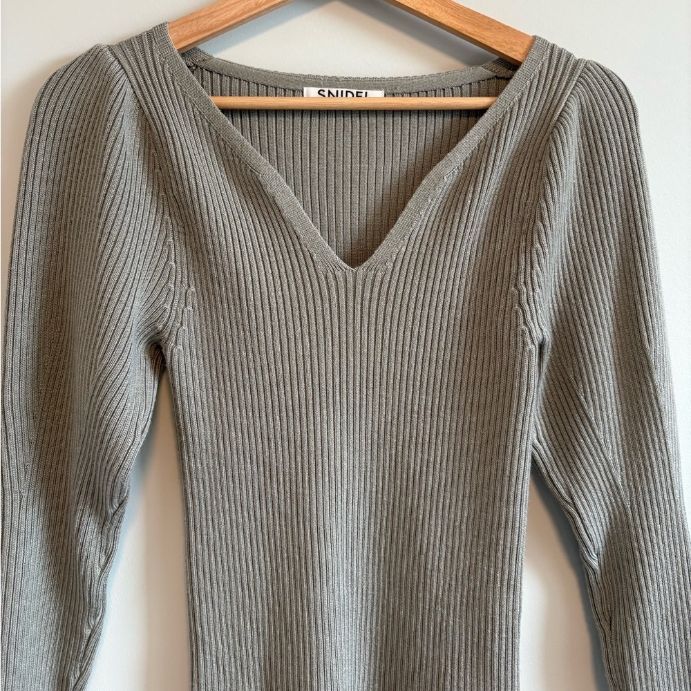 Snidel V-Neck Ribbed Sweater | Size Small - Picture 5 of 8